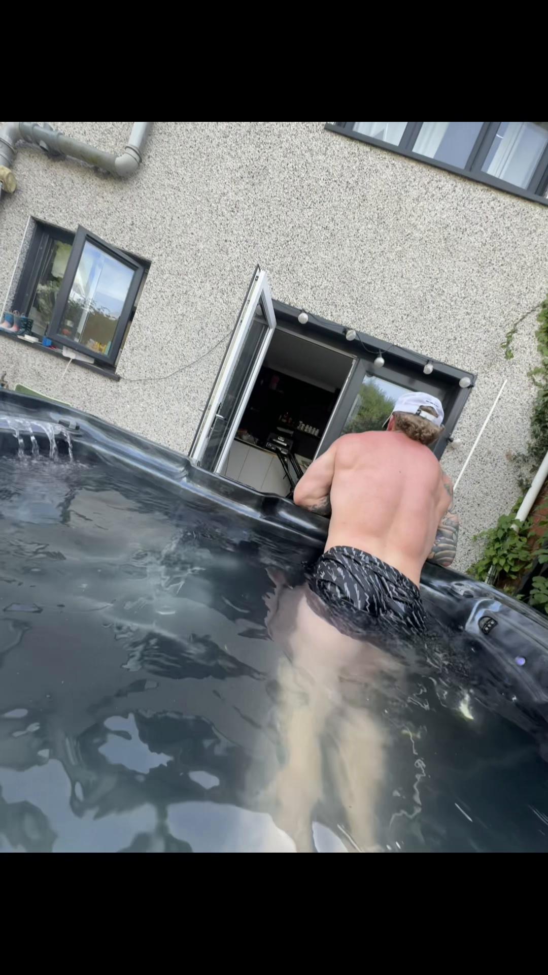 @FITNESSWITHCHRIS