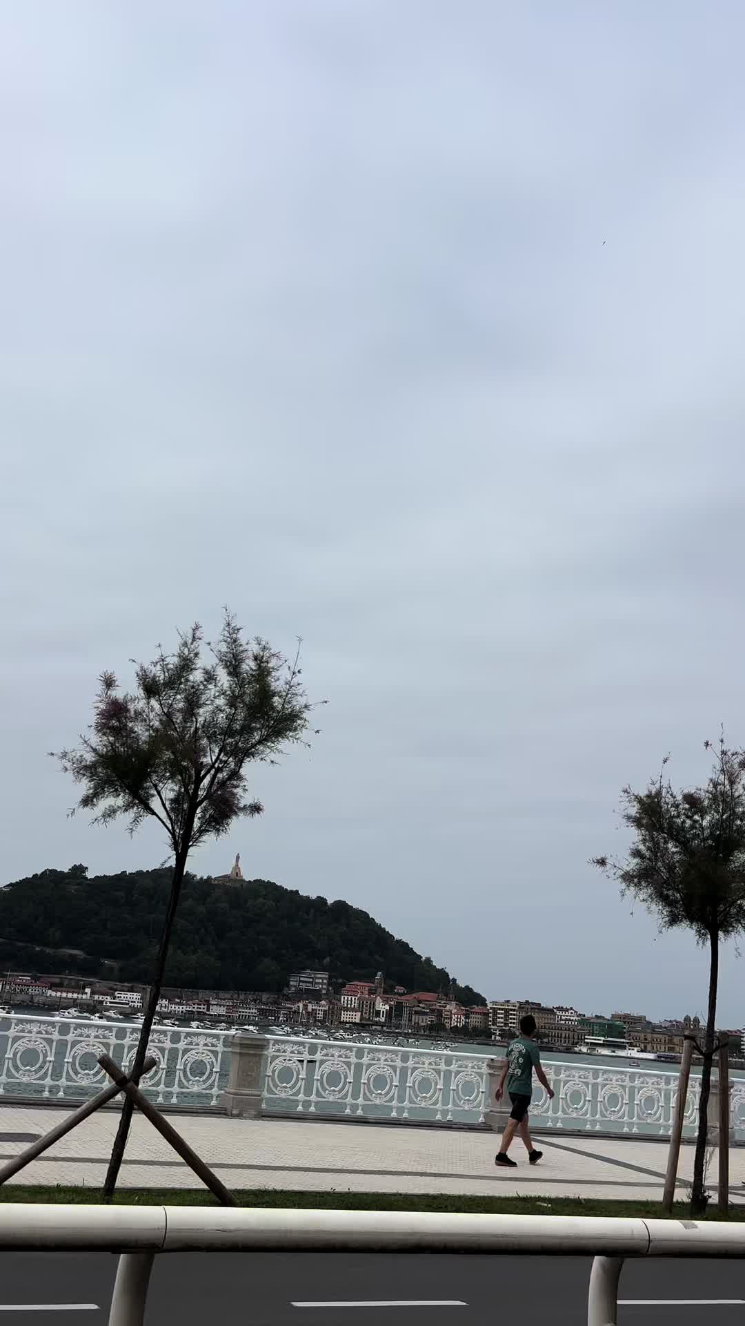 @Andreea🤍