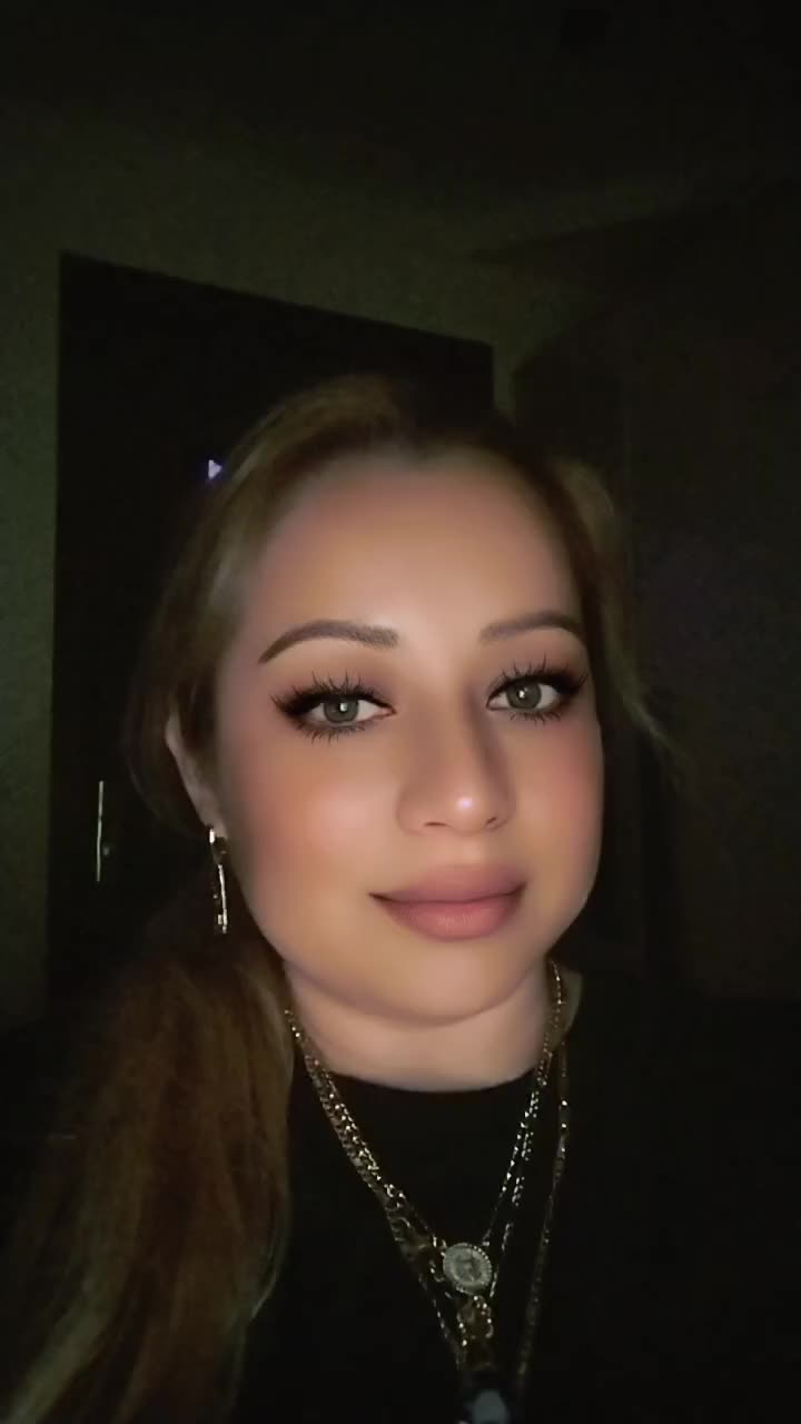 @Elena Varga