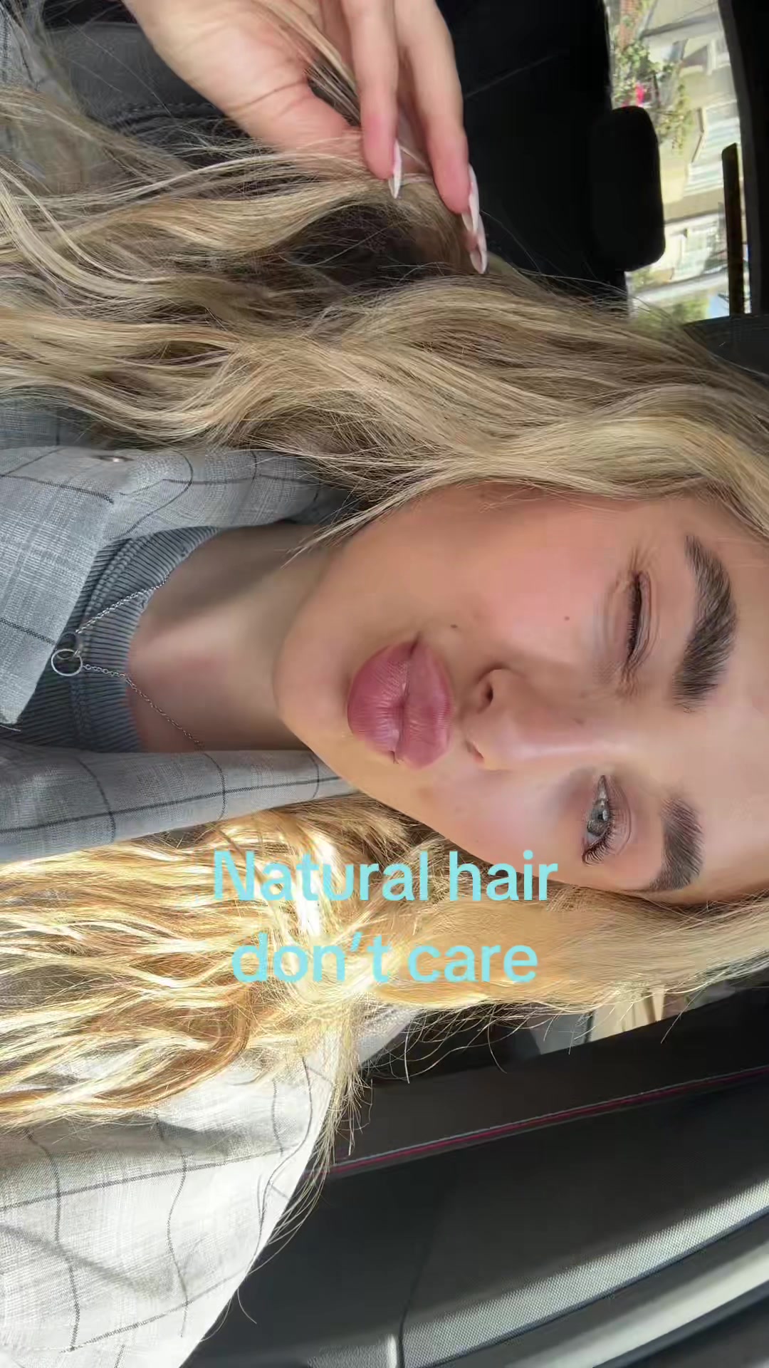 @Hollyburnellx