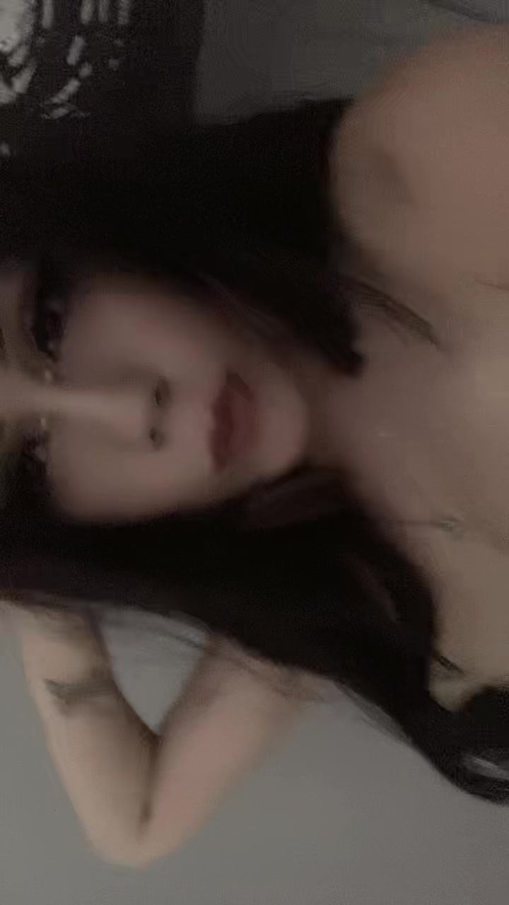 @Con<3