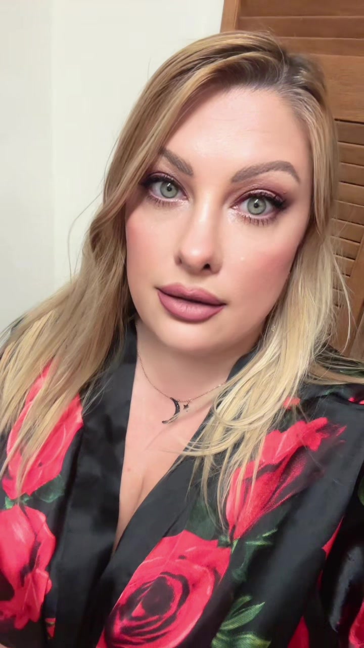 @Laura