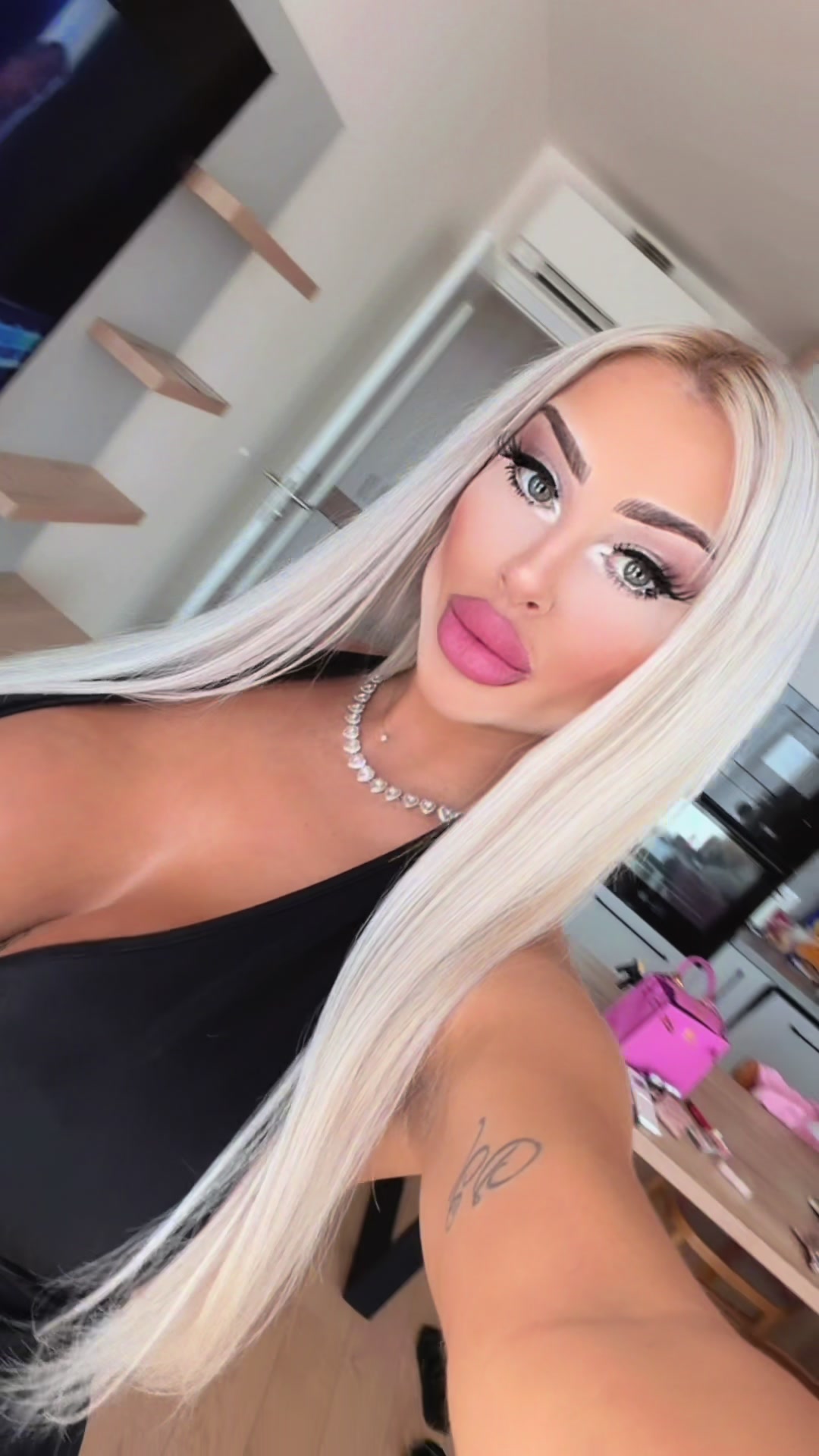 @Daniela Nikoleta Kortis