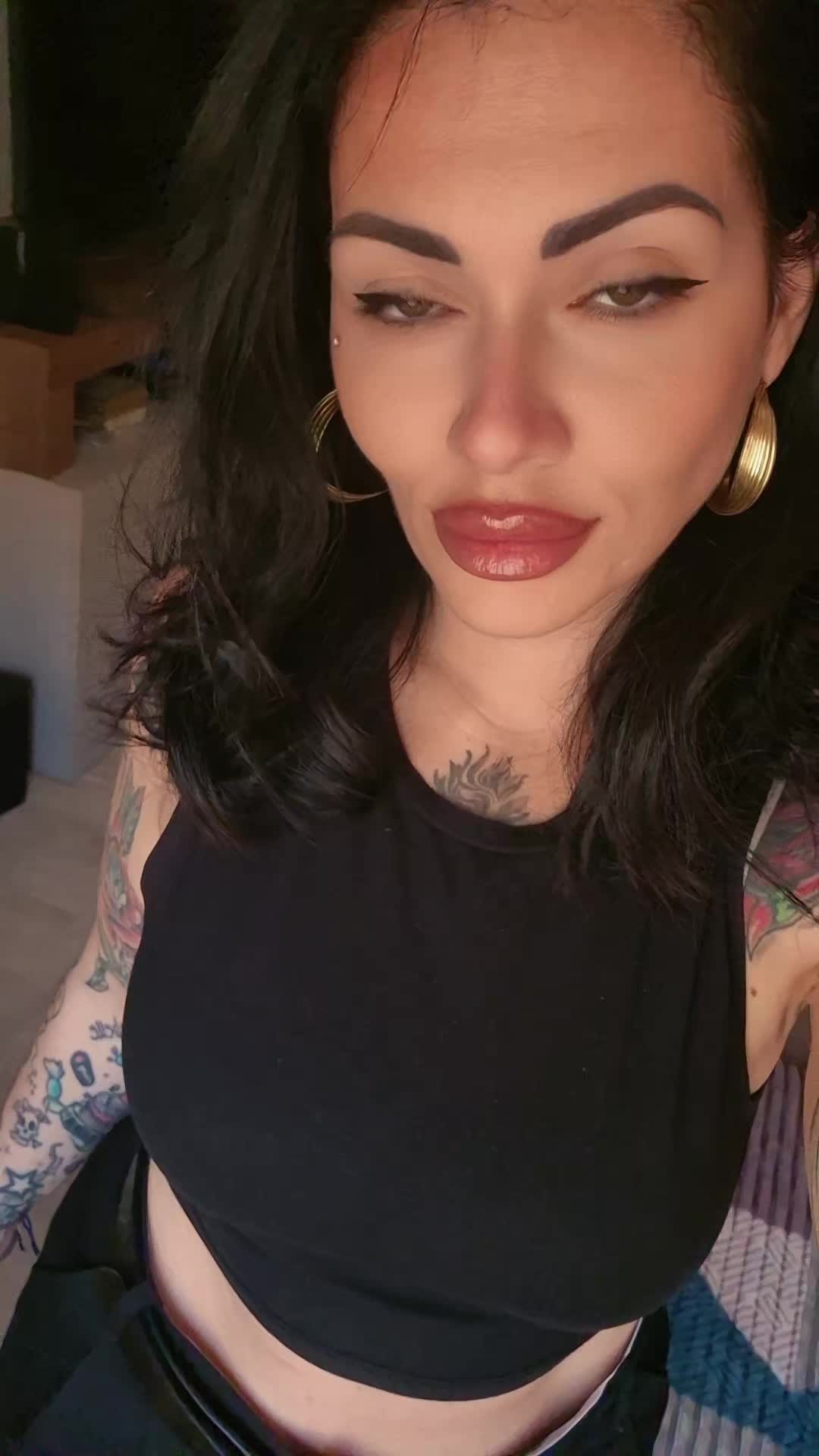 @Enza