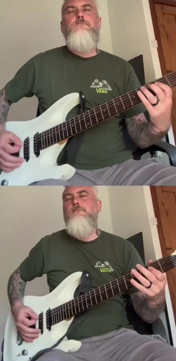 @Riffslickstricks
