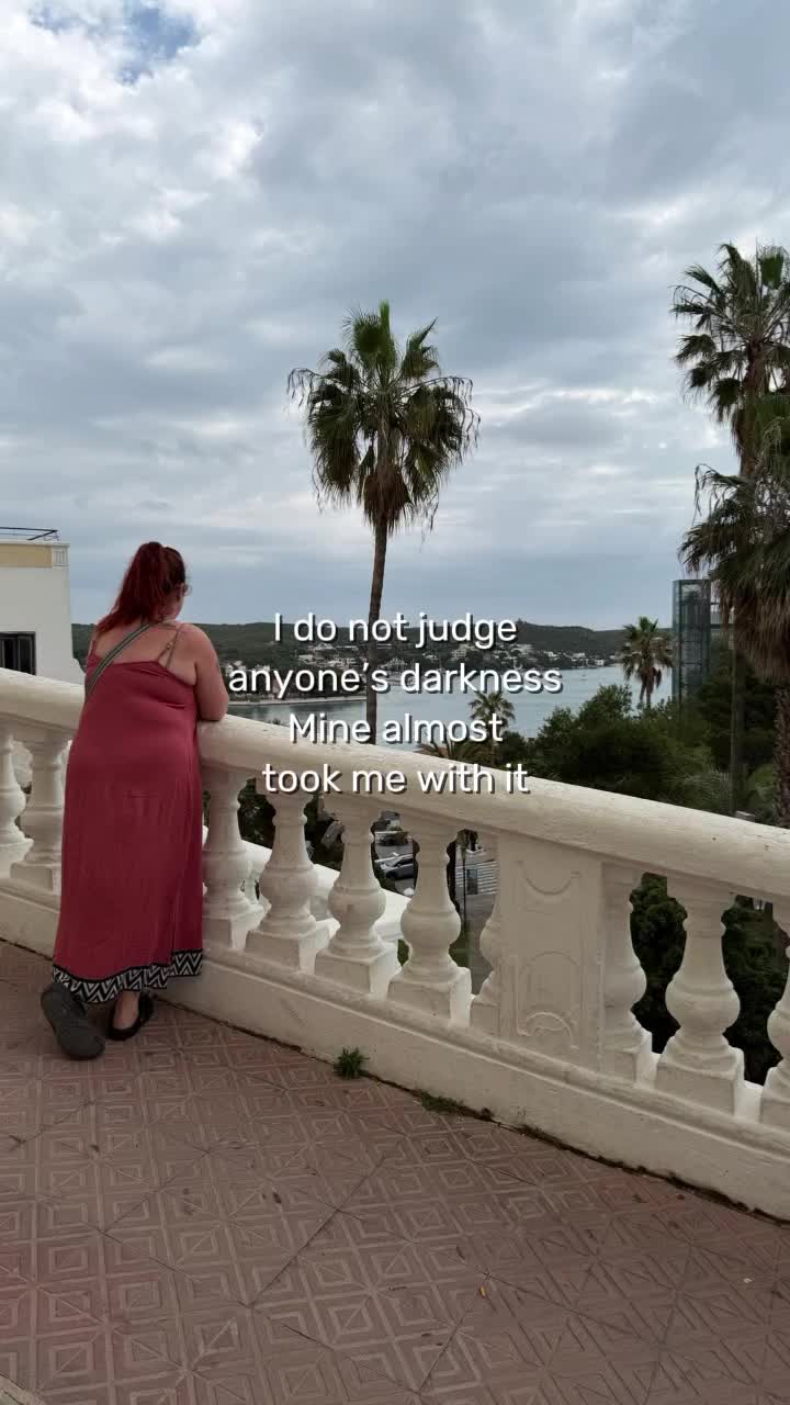 @chloerose1986