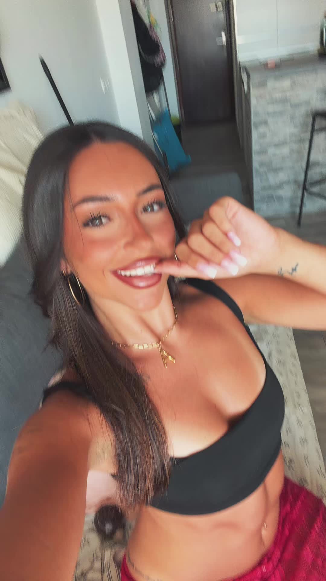 @Adriana Valverde