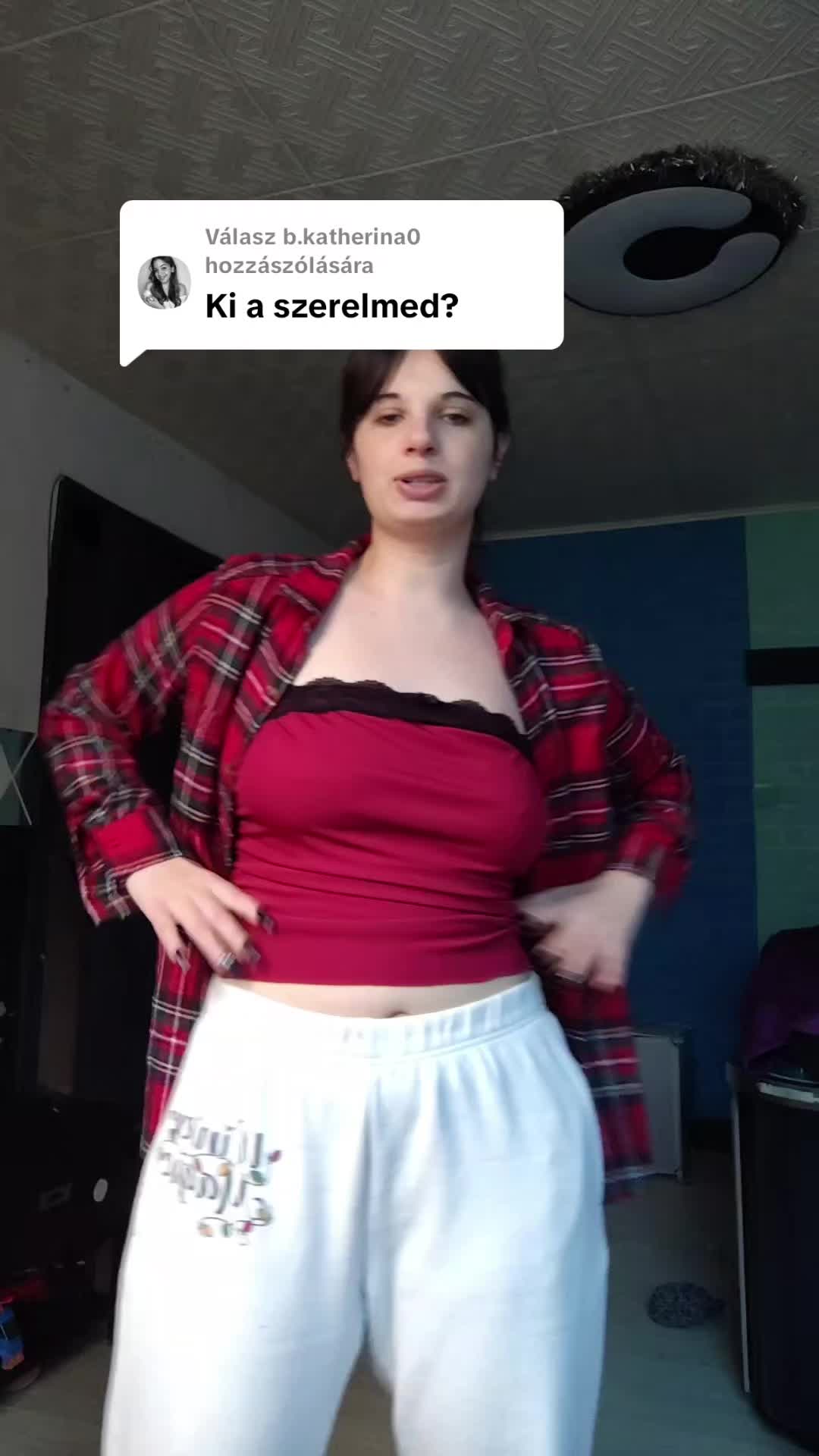 @boszika🖤😈🖤