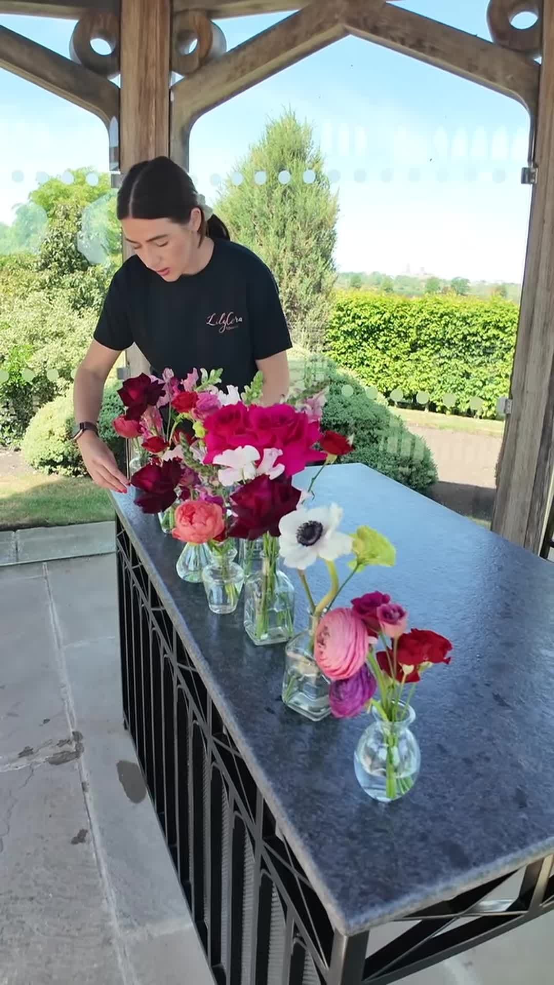 @Lily Cora Flowers 🌸
