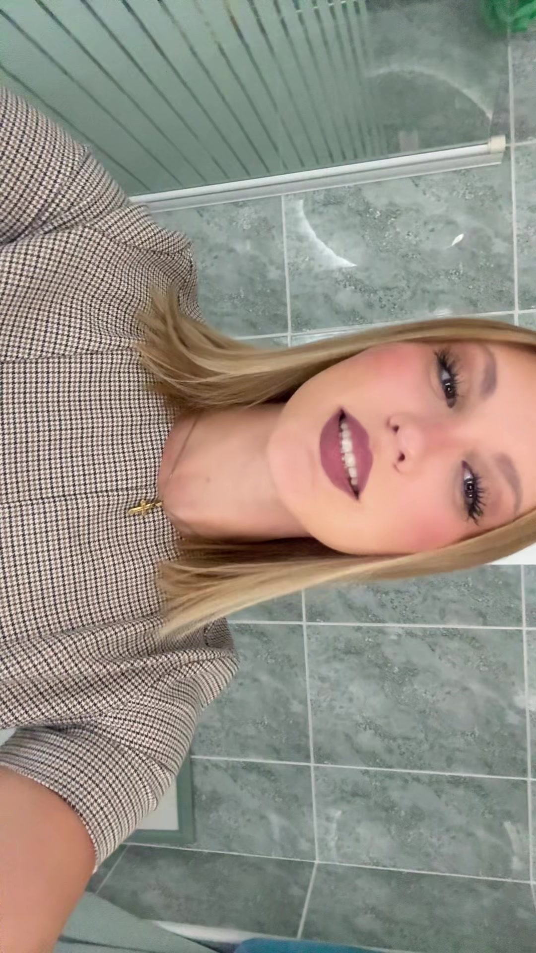 @claudiamrozz
