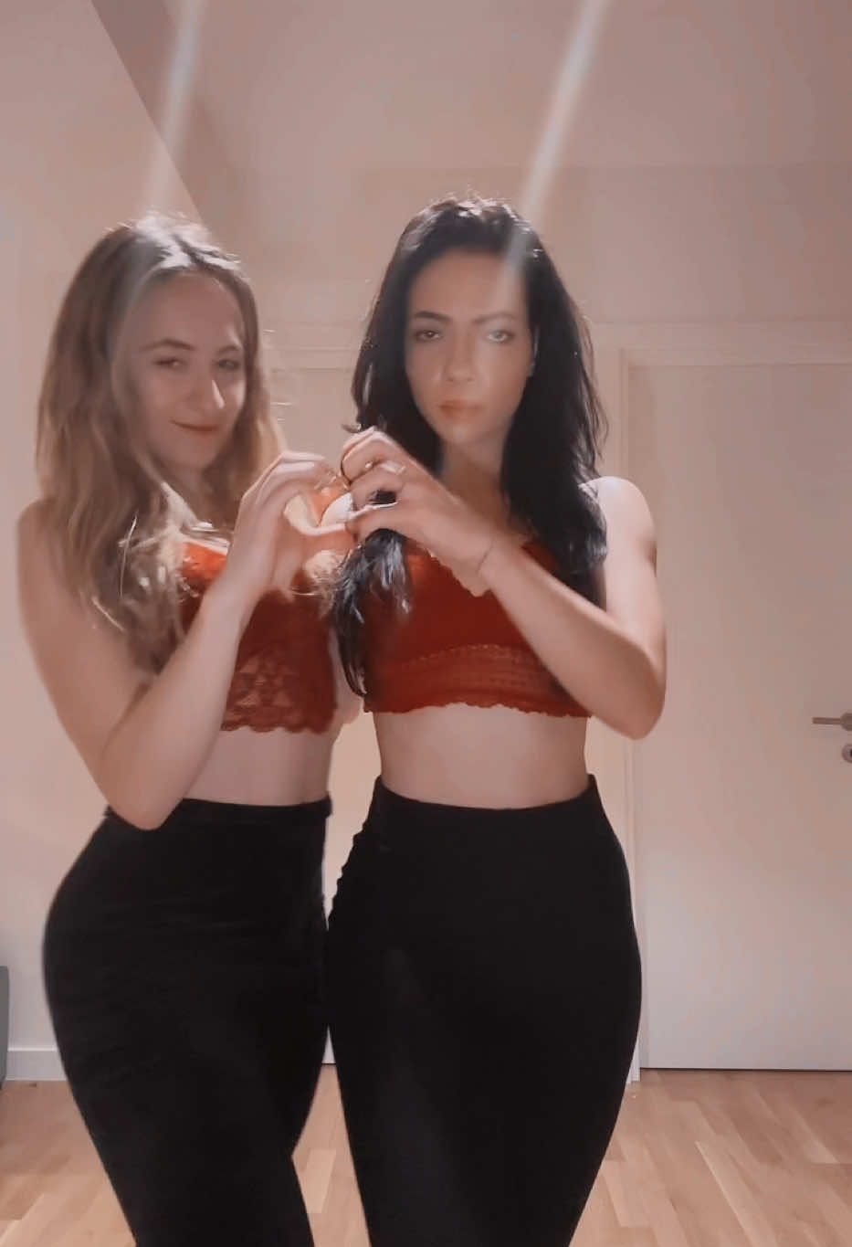 @Ana