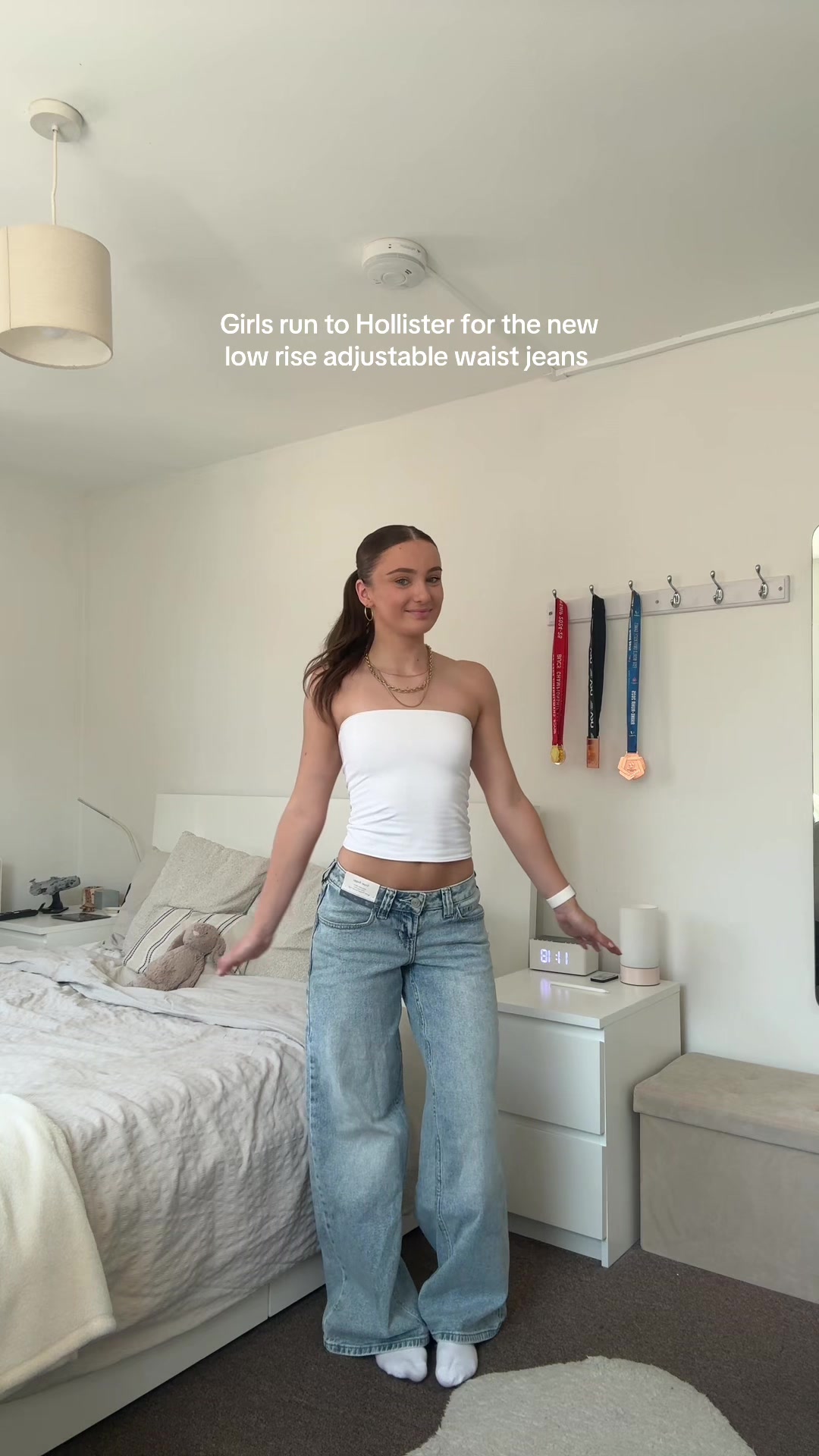 @Ella