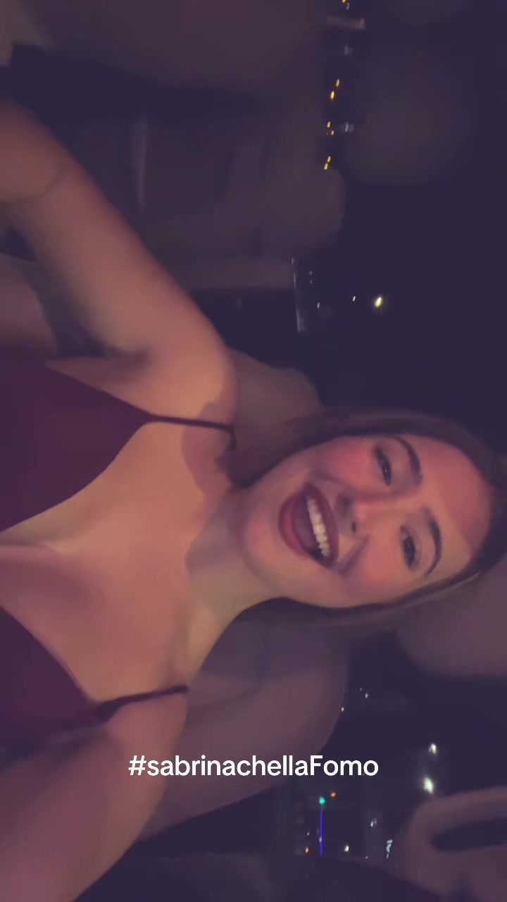 @Inesxu