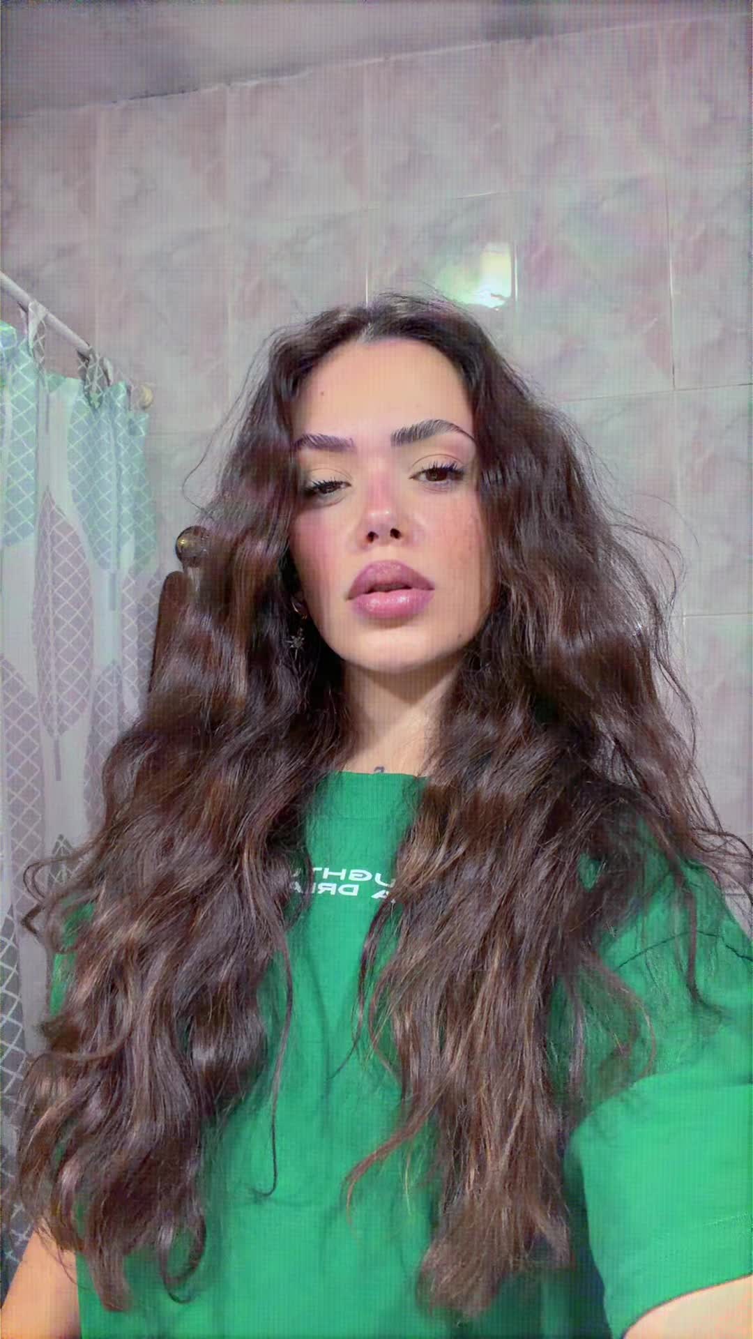 @Esther Guil 🍒