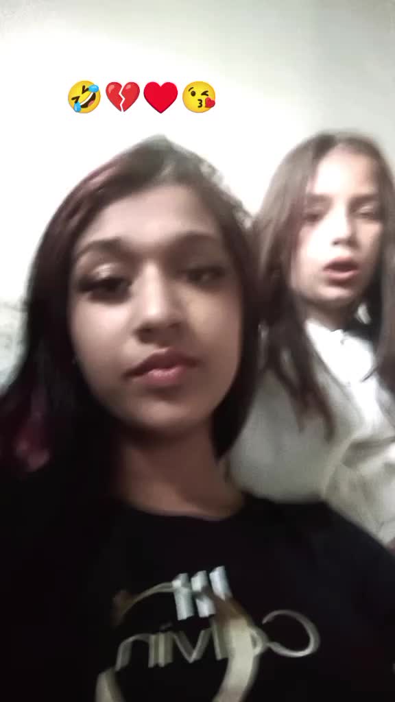 @szimi &hearts;️🫠 boxolo 🎖️ ❤️🫠🌖🌖