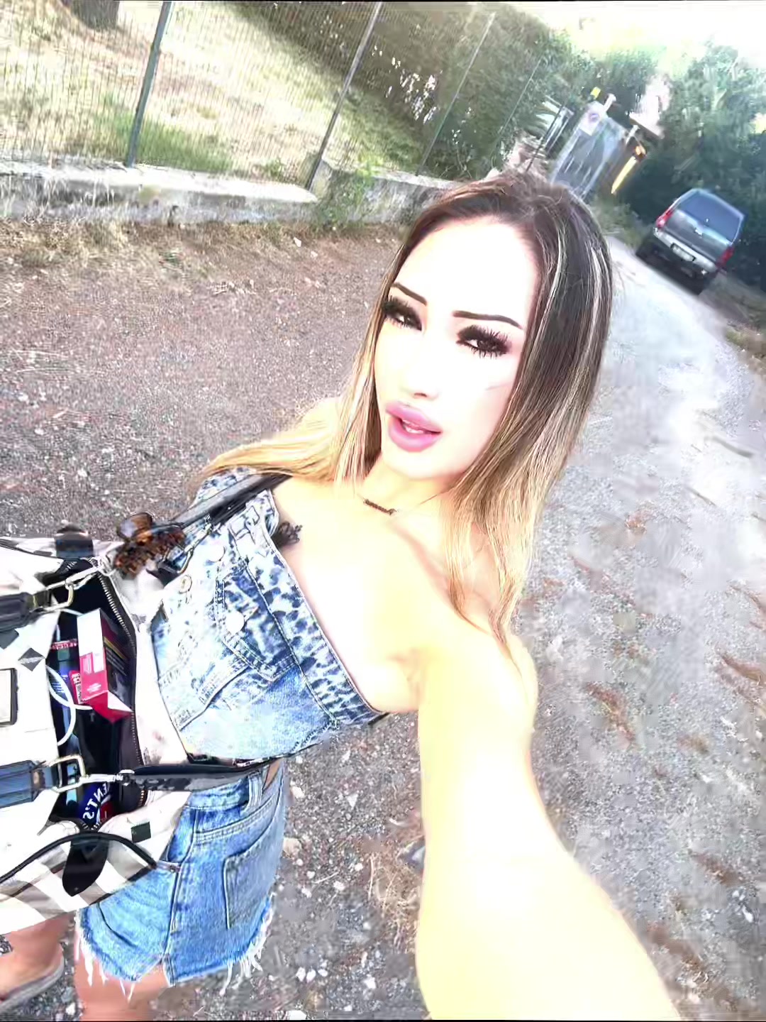 @auroraliotta__