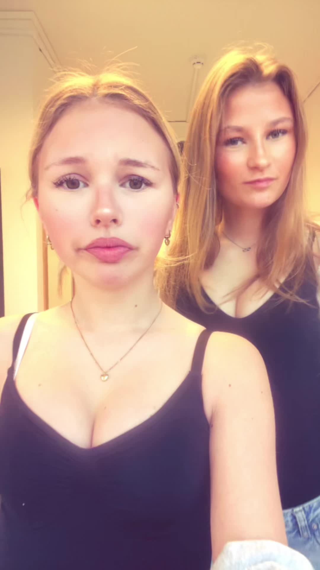 @Olivia,Nina😘😏