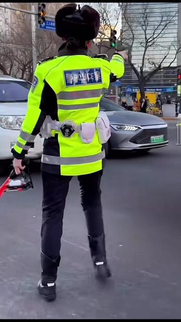 @花木兰👮