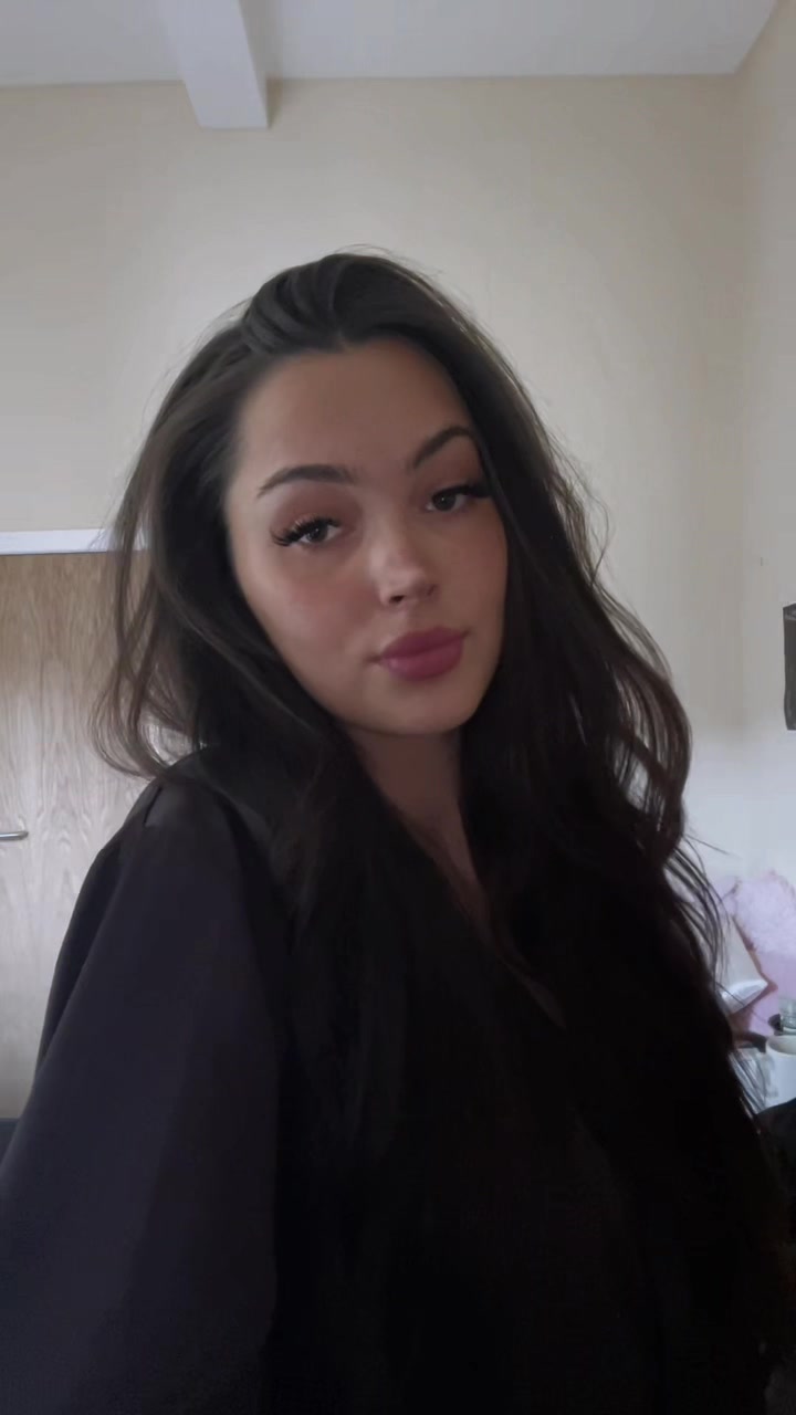 @brunettebarbie_20