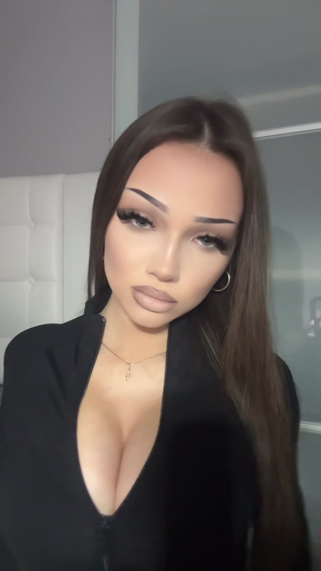@Nixi