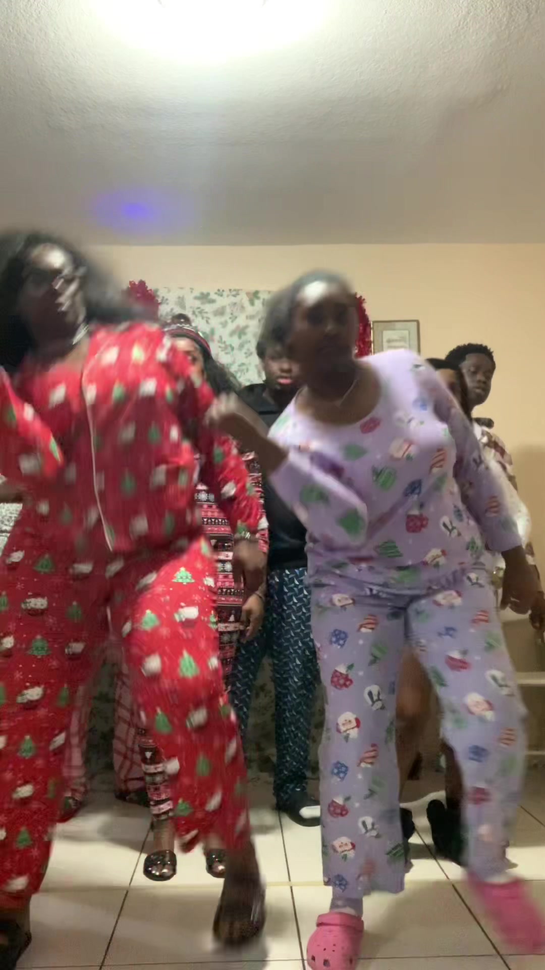 @iambambii_