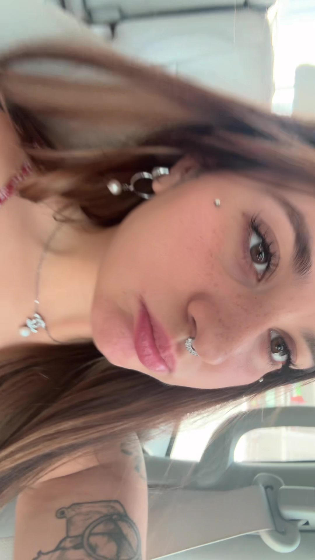 @Bluemooncri🦋