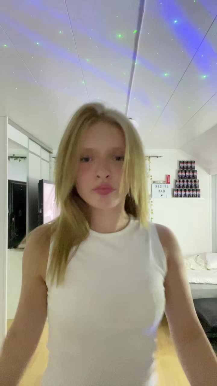 @𝓷𝓸𝓿𝓪