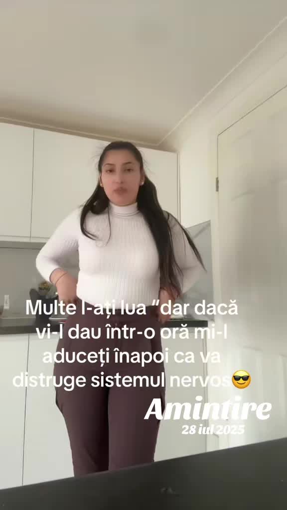 @Andreea Queen
