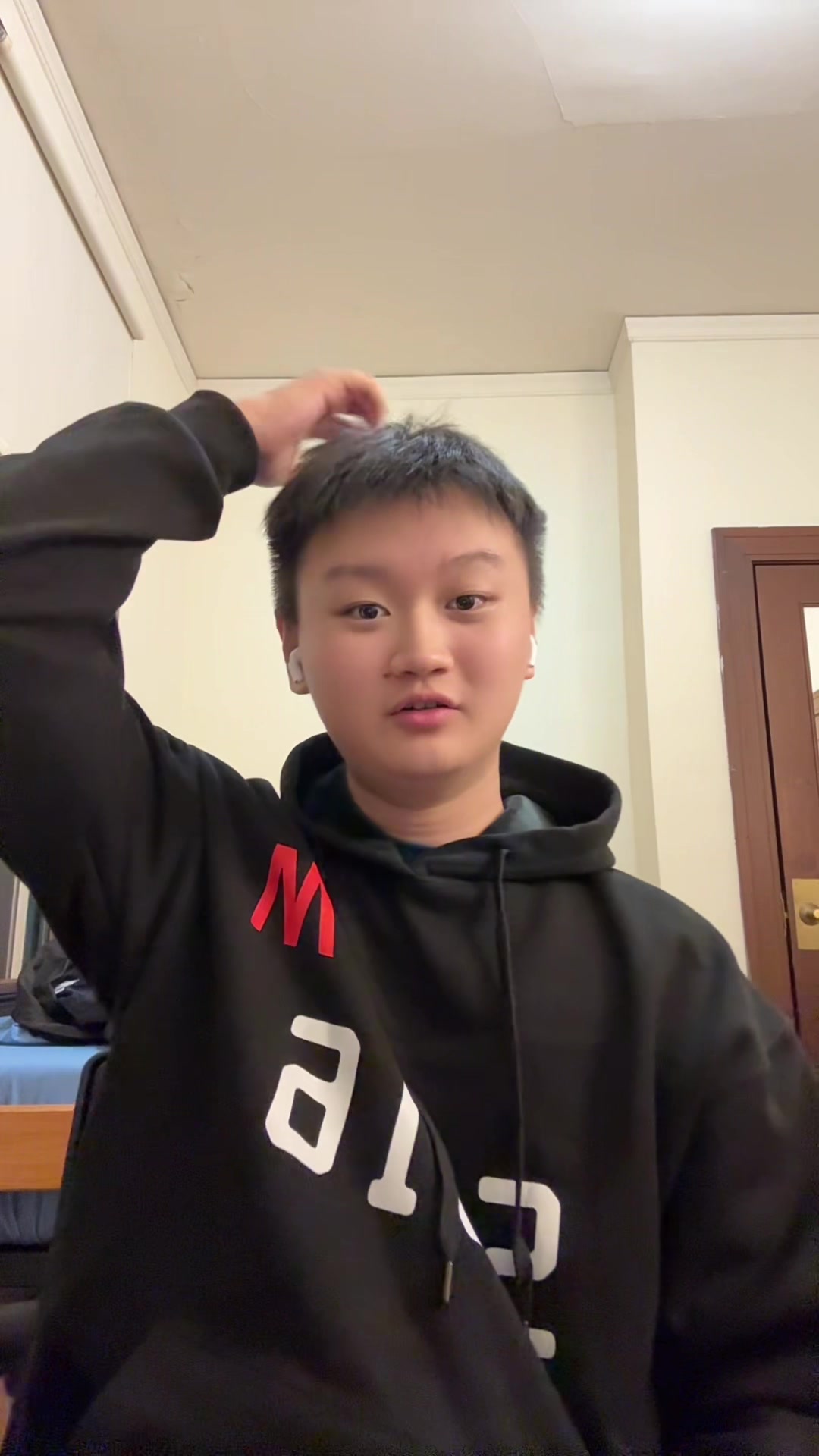@DanielThinks