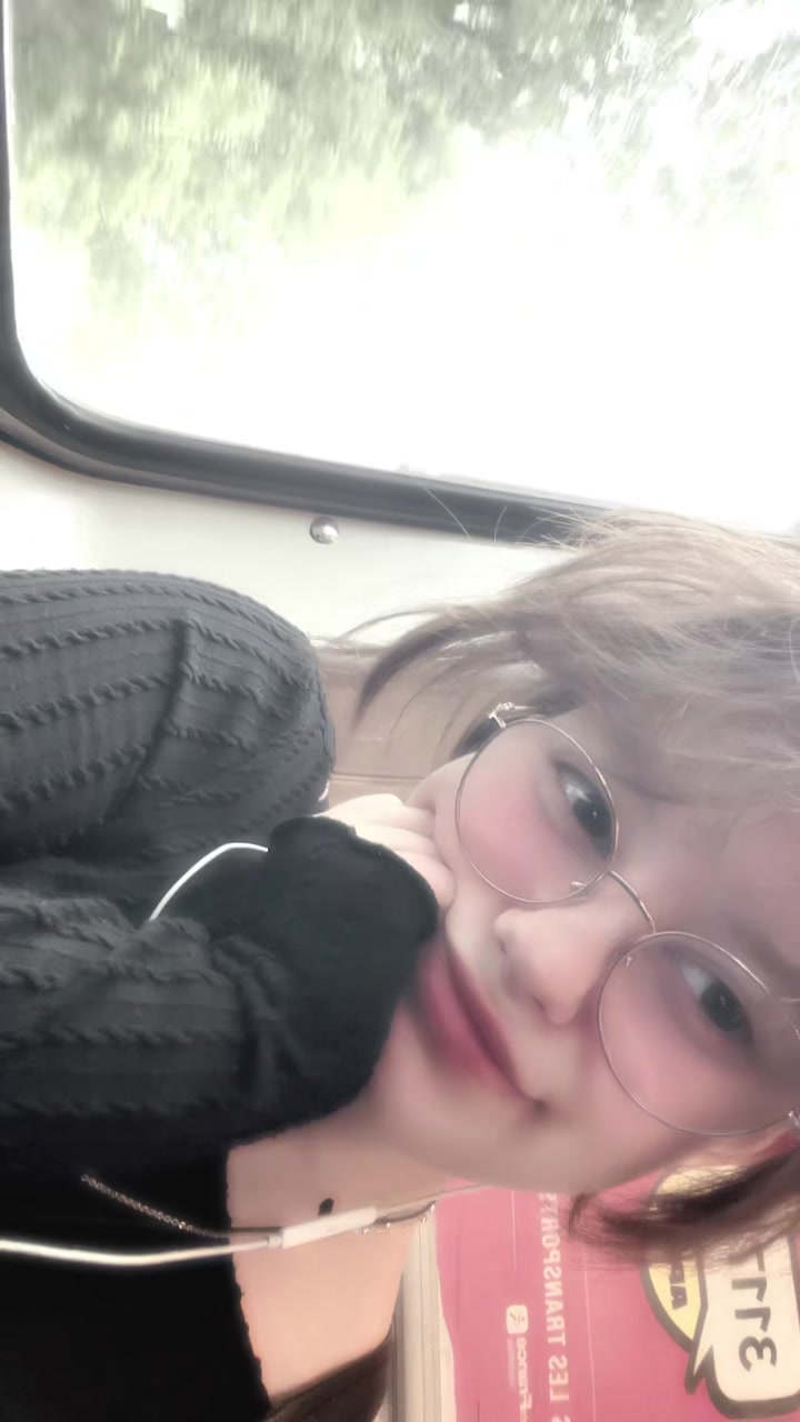 @.little.0tter