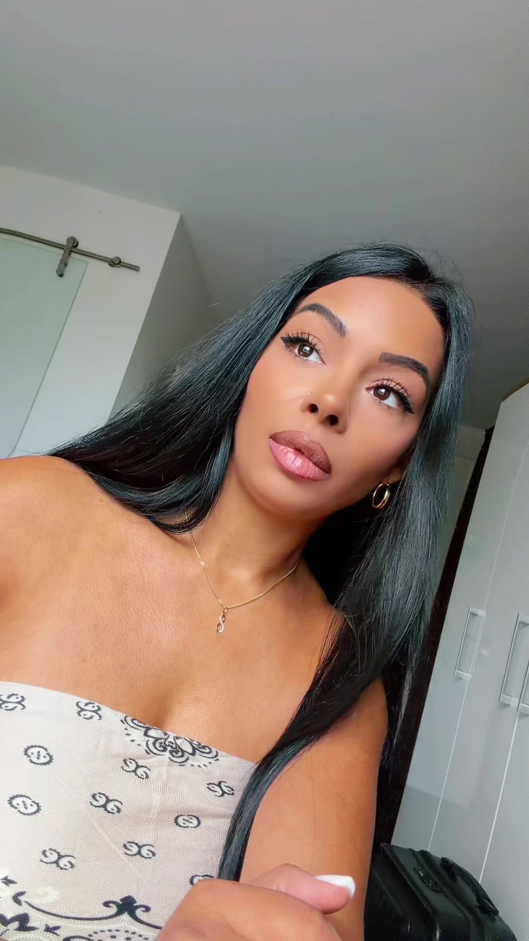 @Lavinia_Willson