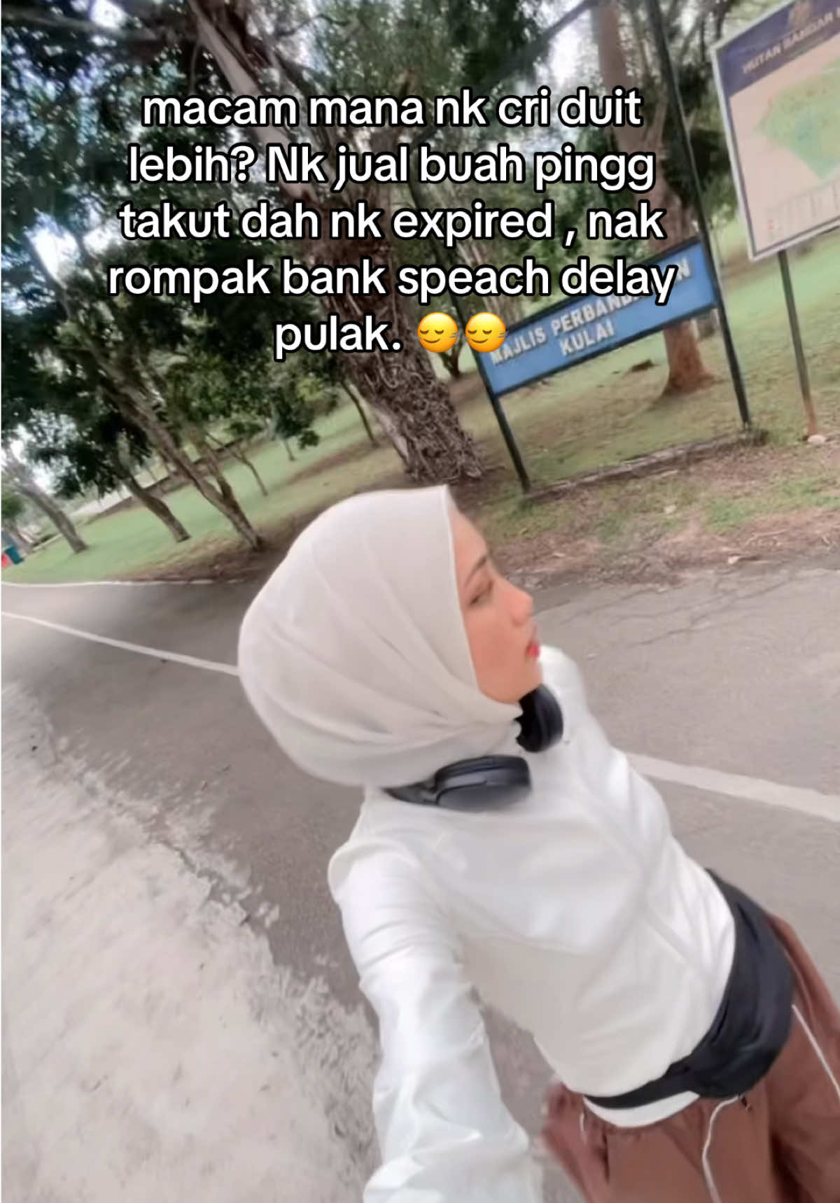 @S &bull;
