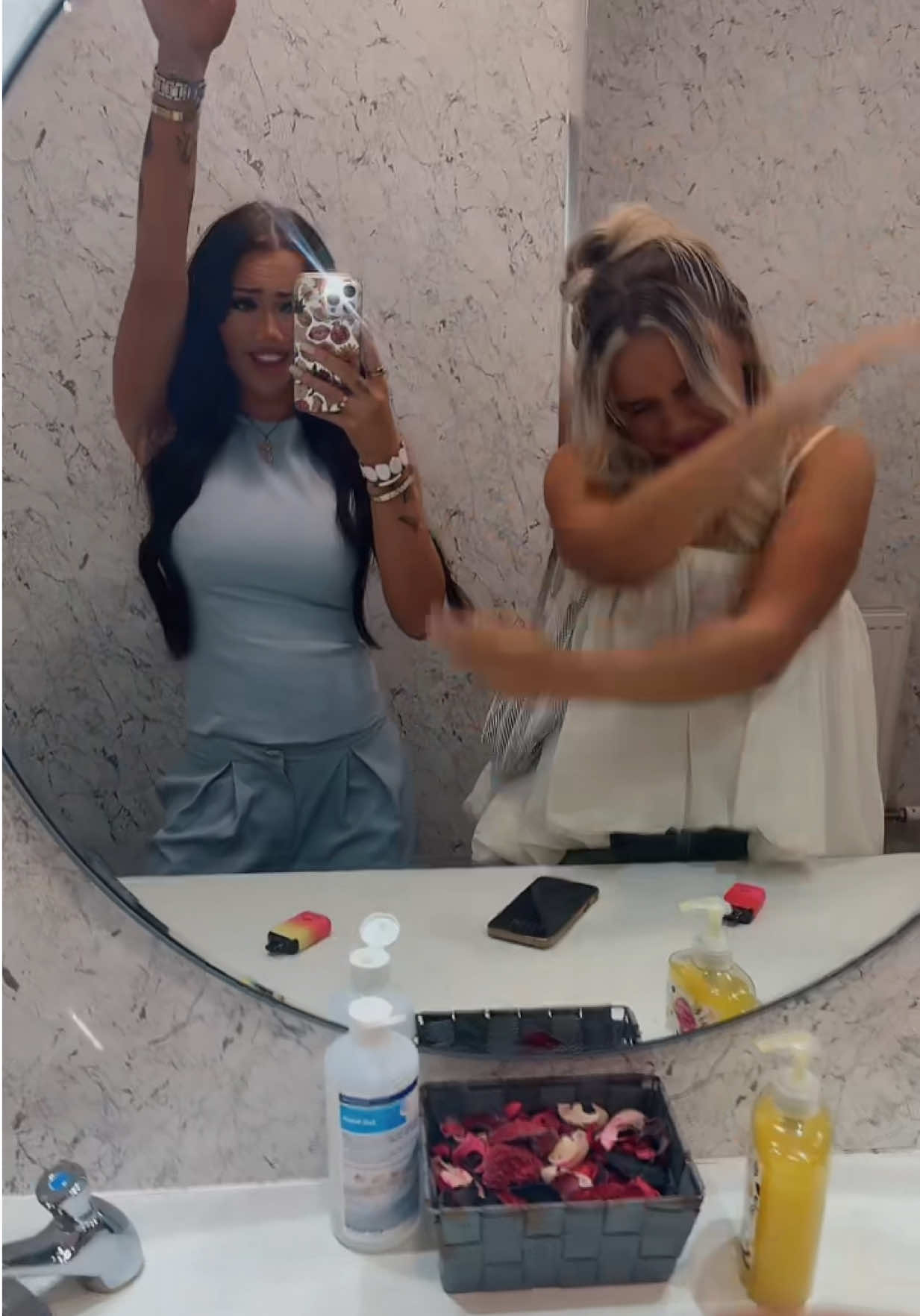 @ααℓιуαн 💋