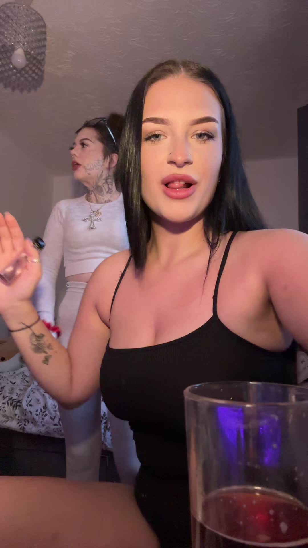 @jaskova