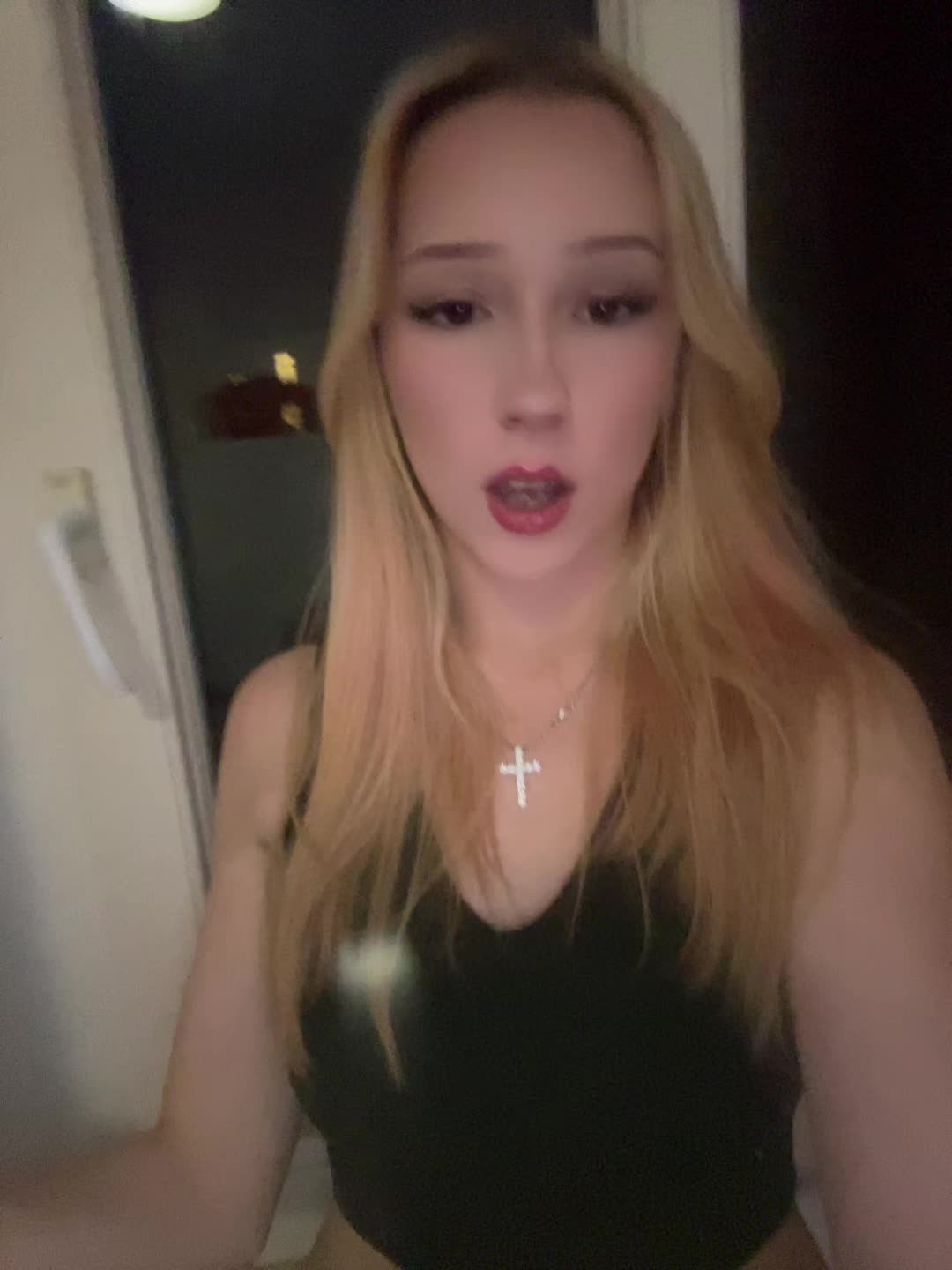 @Neelöö