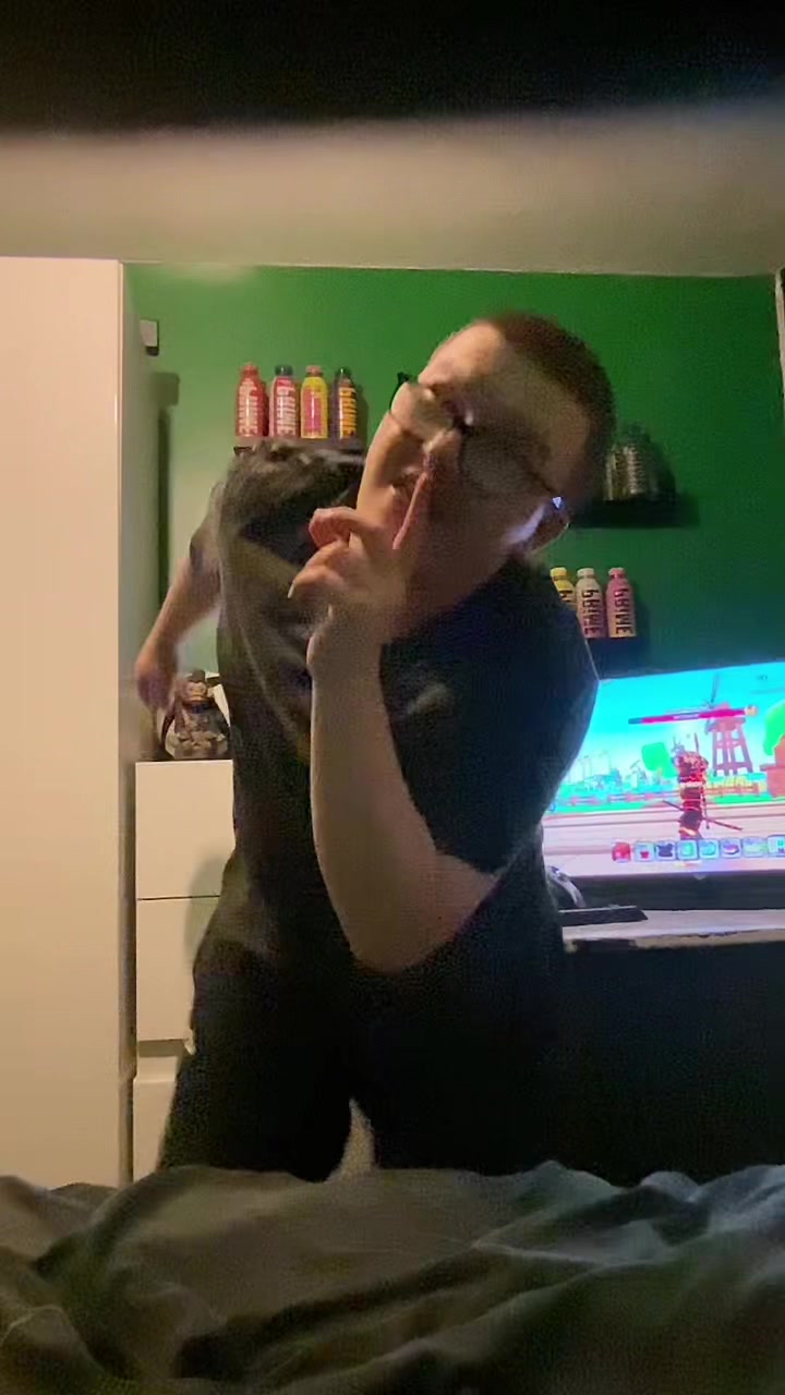 @Max