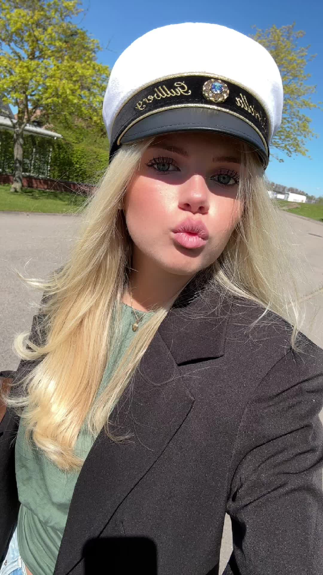 @Gabriella