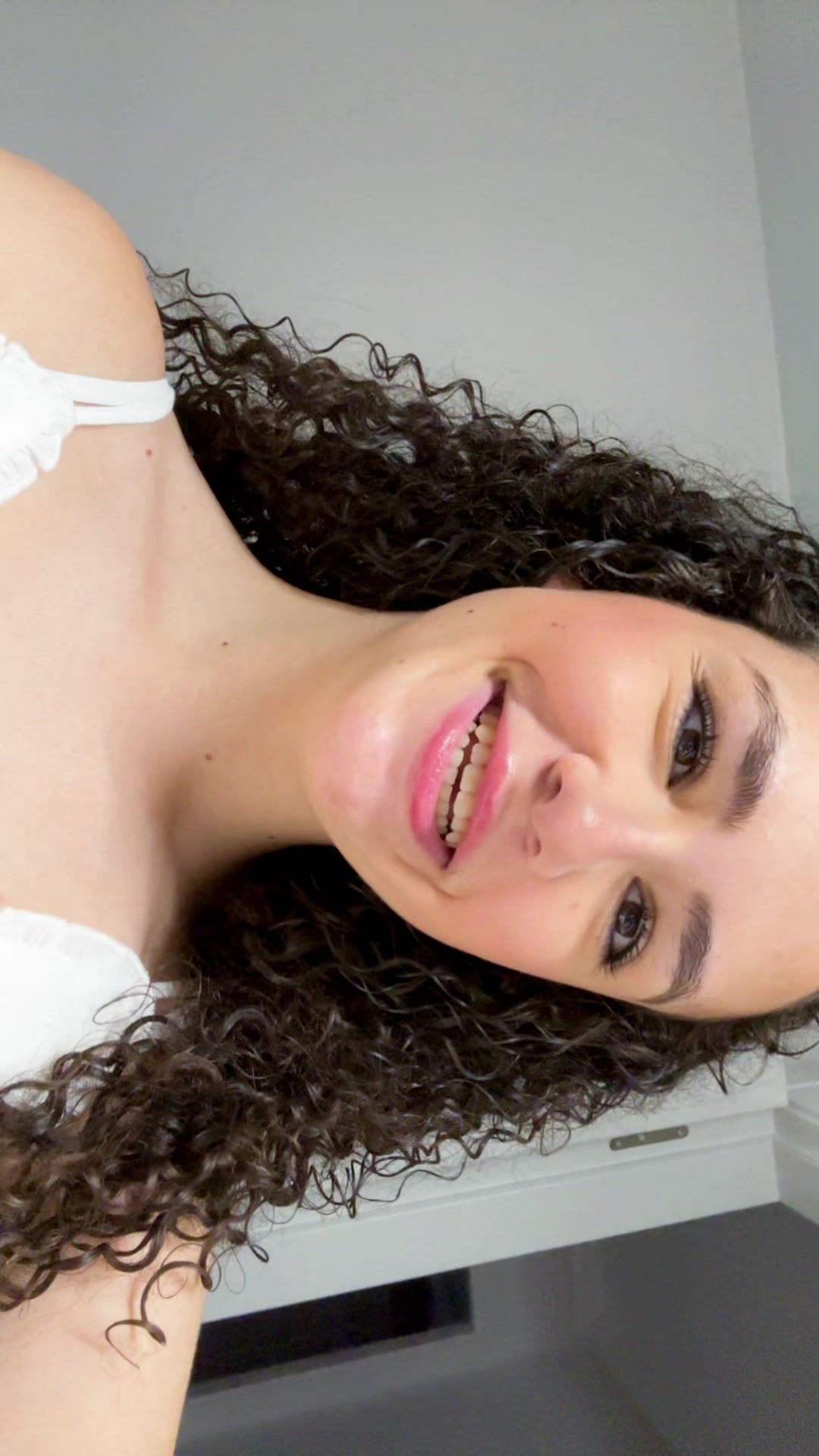 @curly 𝑔𝑖𝑟𝑙٭