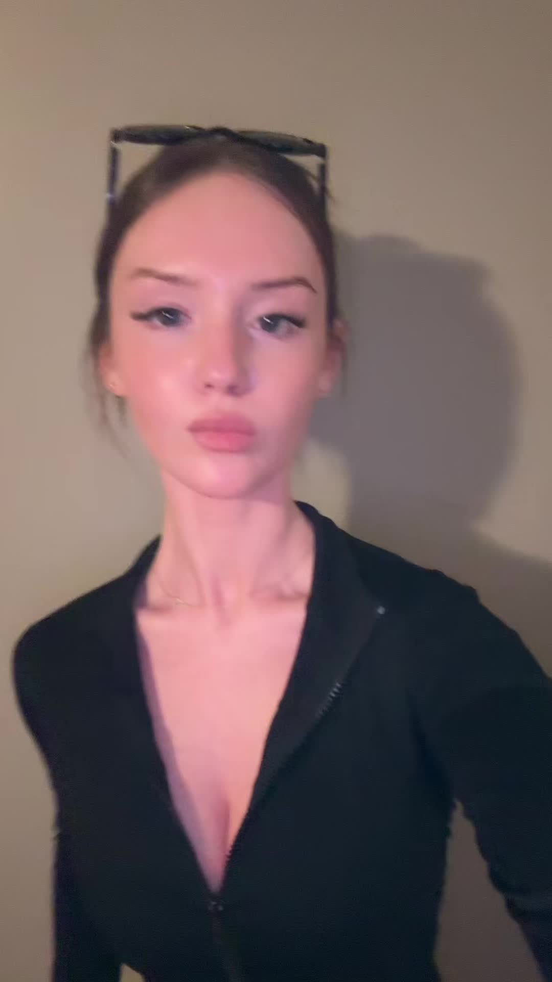 @hoimby