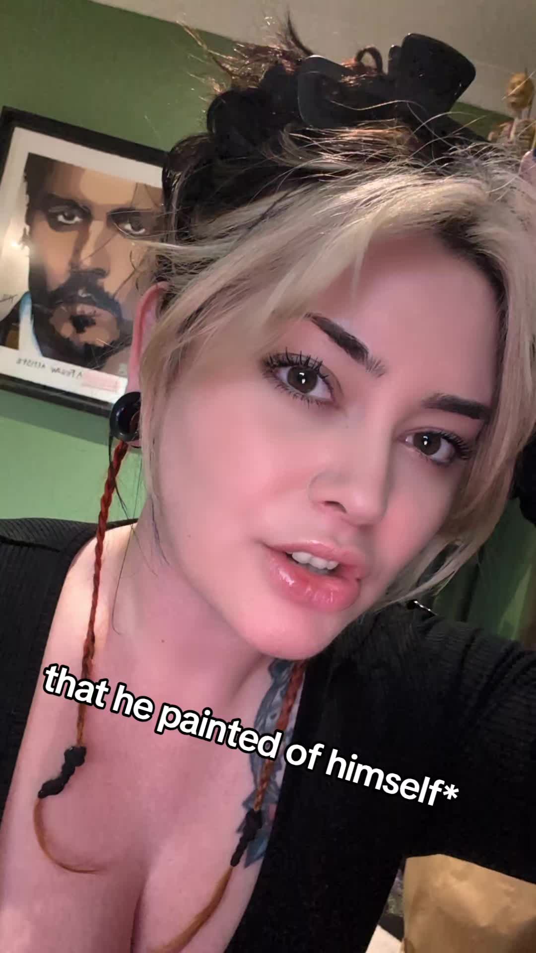@Mamaplugs 👻