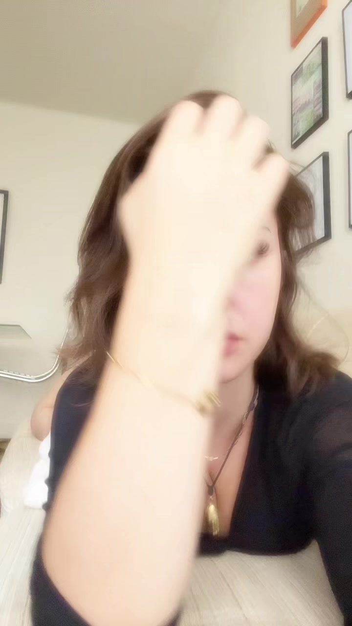 @jeannefrn