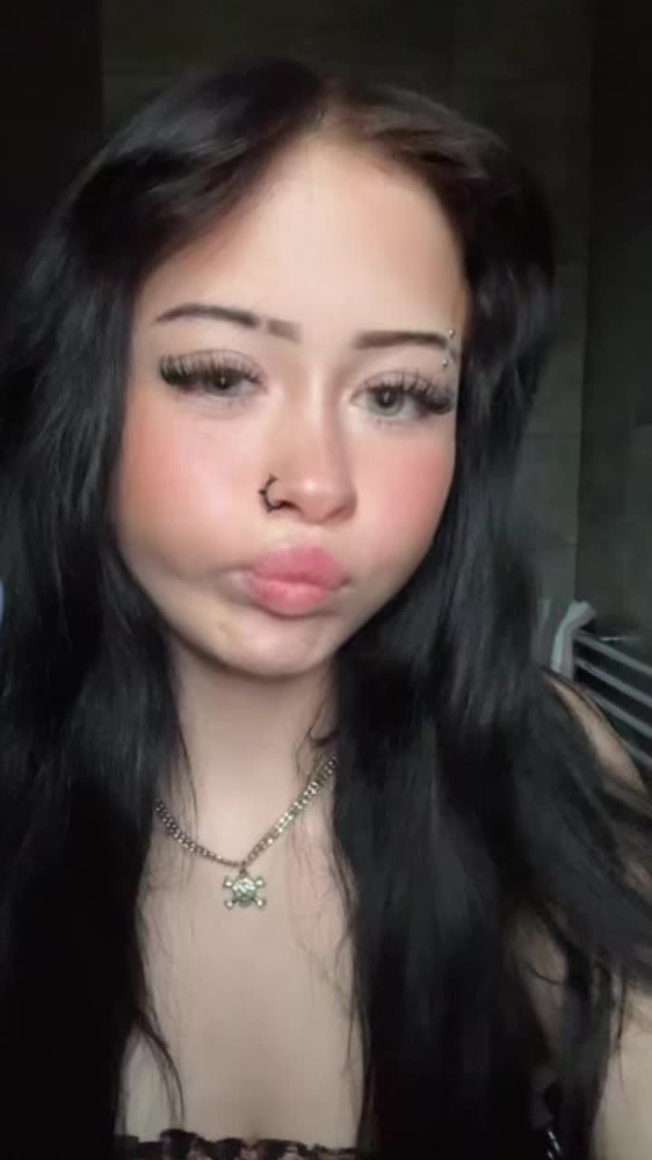 @Millie🕸️