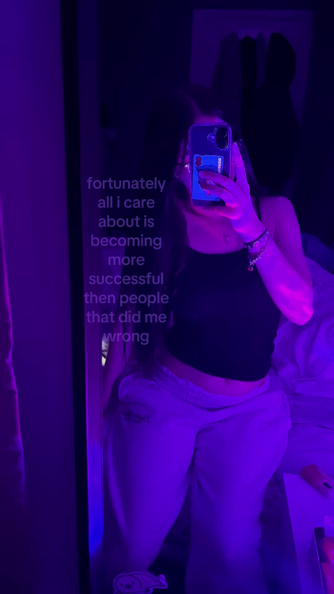 @𝐛ꨄ