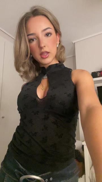 @Elisaaaa