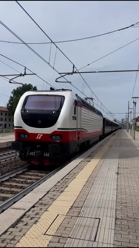 @Gimmy_Ghione_trainspottingE464