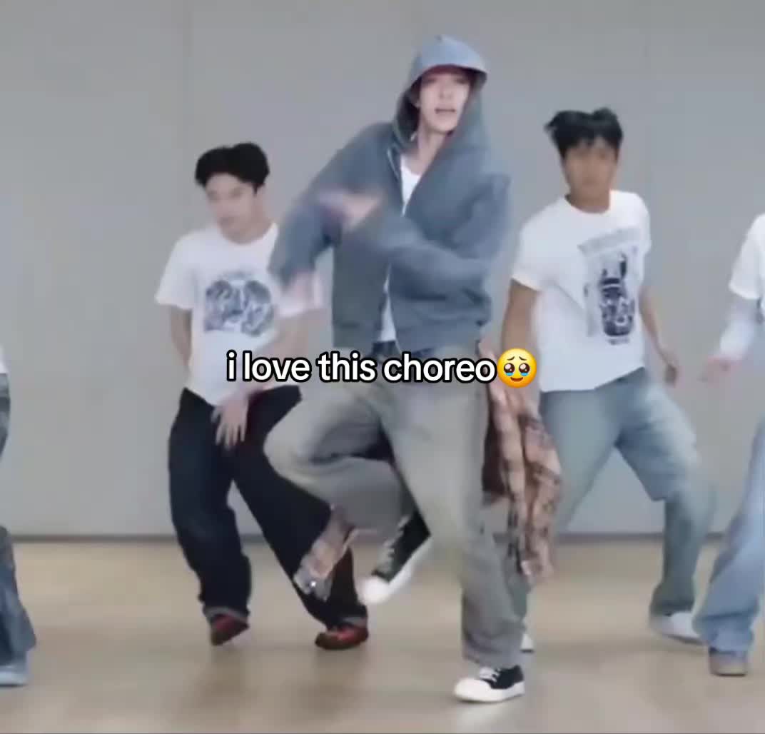 @๐๐๐ฏ๐ฒแฅซแญก¹โฐโฐโน(loves hee)