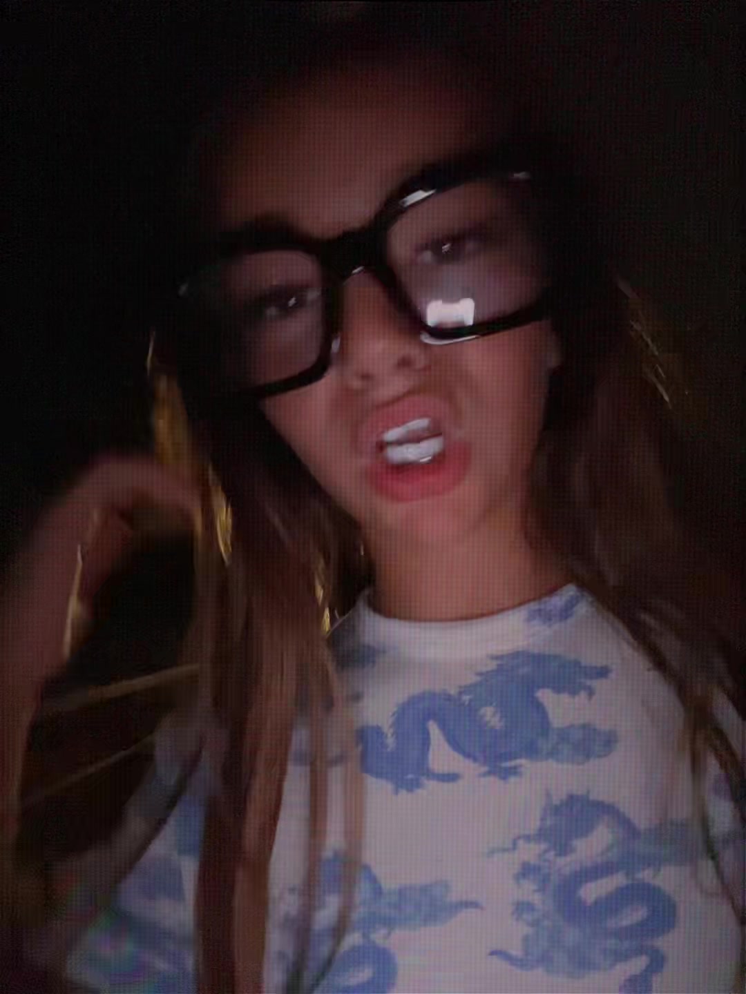 @_annalucy_