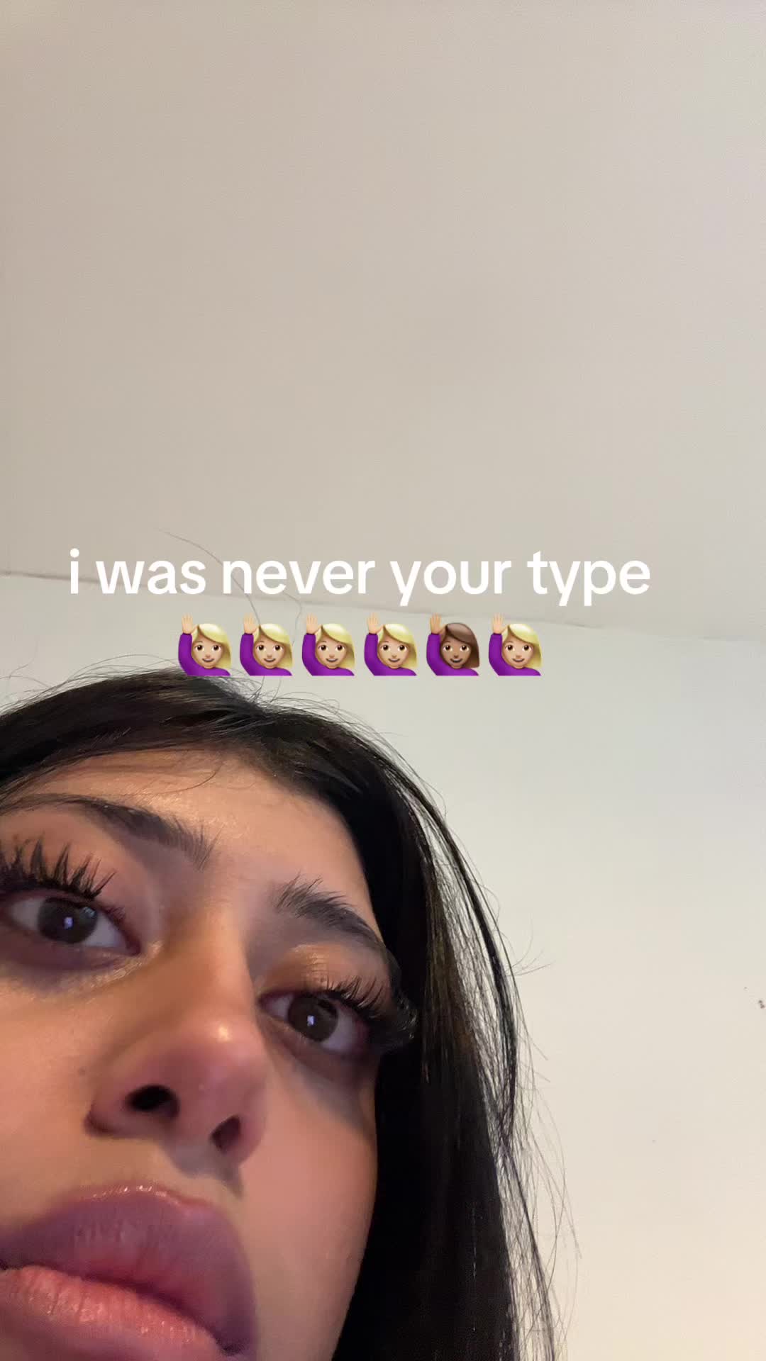 @￼