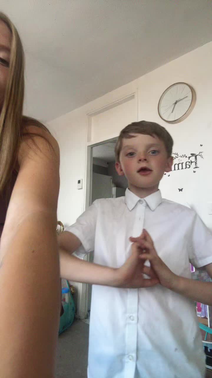 @loisxox