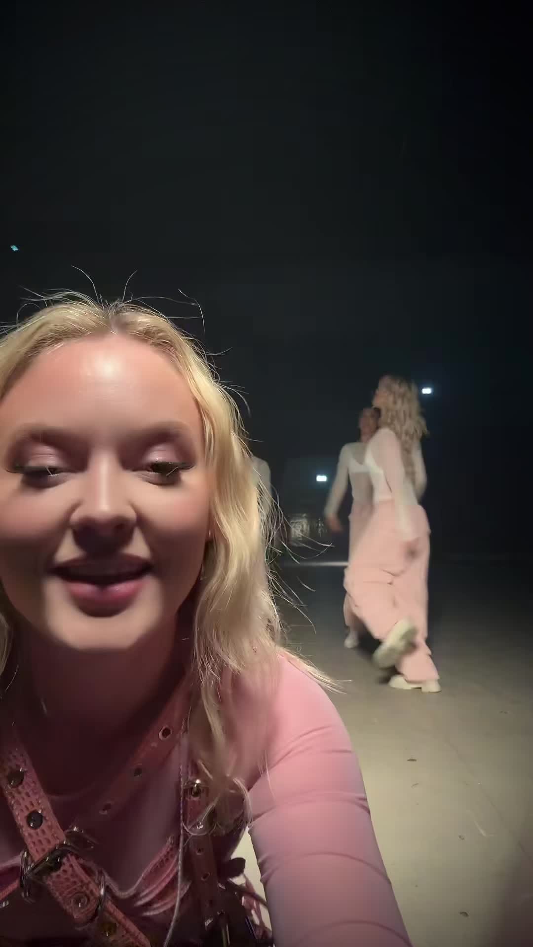 @Zara Larsson parody